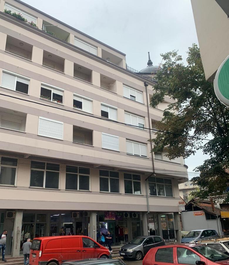 Zara Apartman Krusevac - Centar Apartment Ngoại thất bức ảnh