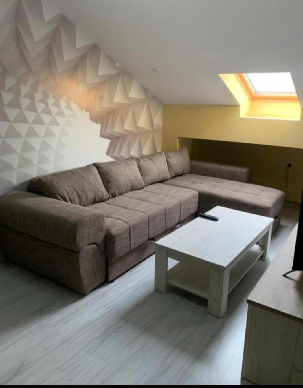 Zara Apartman Krusevac - Centar Apartment Ngoại thất bức ảnh